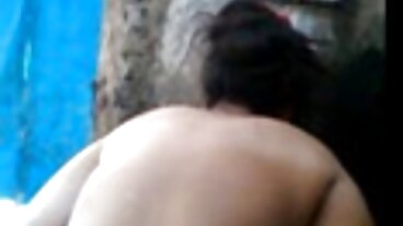 꽉 섹시한중년여성 을 얻 a 거 드 에 그 얼굴