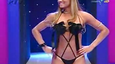 NFBusty: Annabel Reed와 함께 PornHD에서 그것에 대해 무엇을 하시겠습니까?