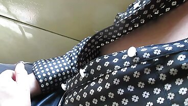 꿈 MILF Bod Anissa Kate는 섹스에 맞는 친구를 찾습니다.