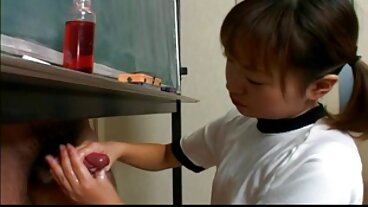 RealityKings: Valerica Steele과 함께 PornHD에서 벌거벗은 룸메이트 장난